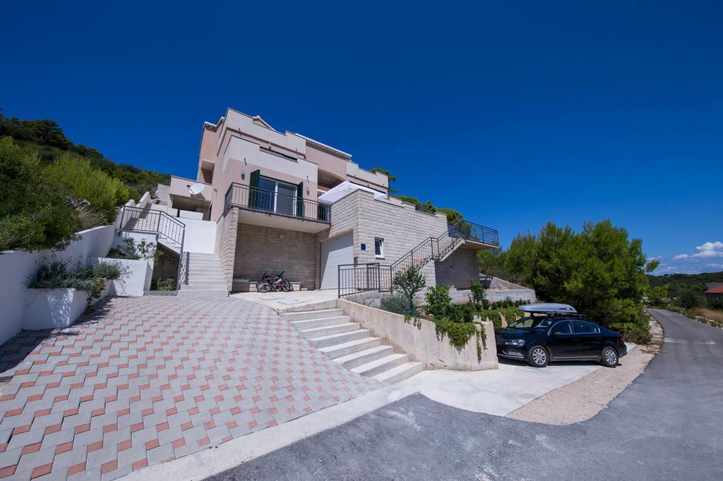 Apartments Ladesta Lastovo Luaran gambar