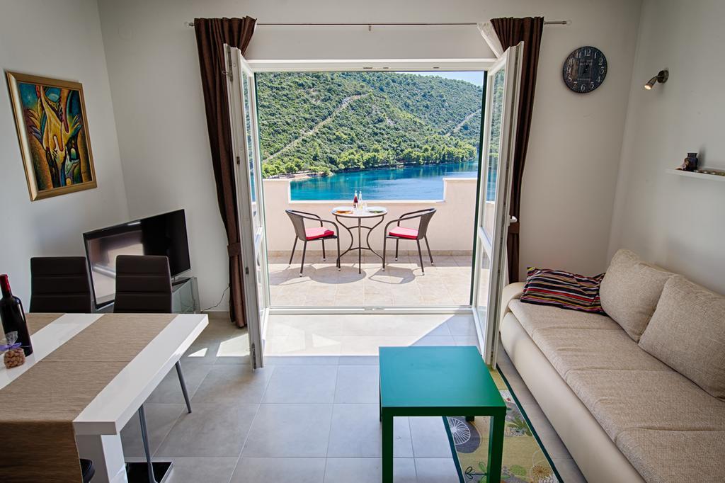 Apartments Ladesta Lastovo Bilik gambar